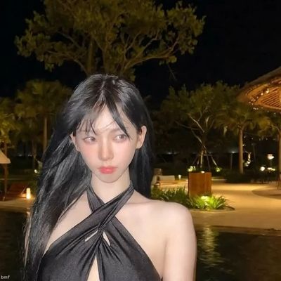 Karina - shows boobs