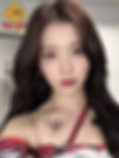 IU - cum on face