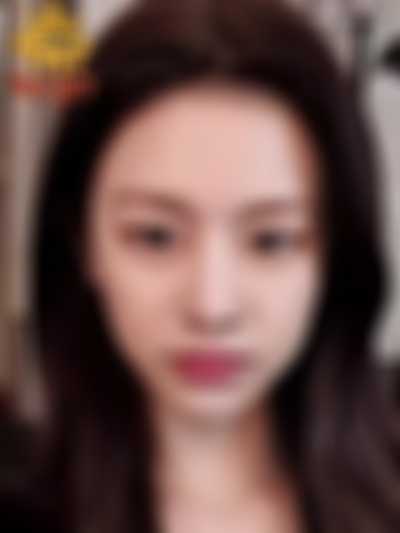 Go Yoon Jung - facial