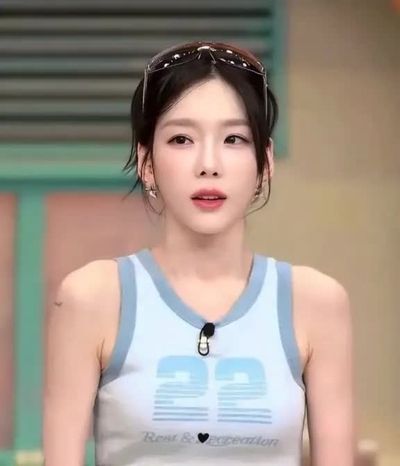 Taeyeon - blowjob