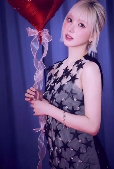 shows tits