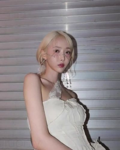 SinB - touch tits
