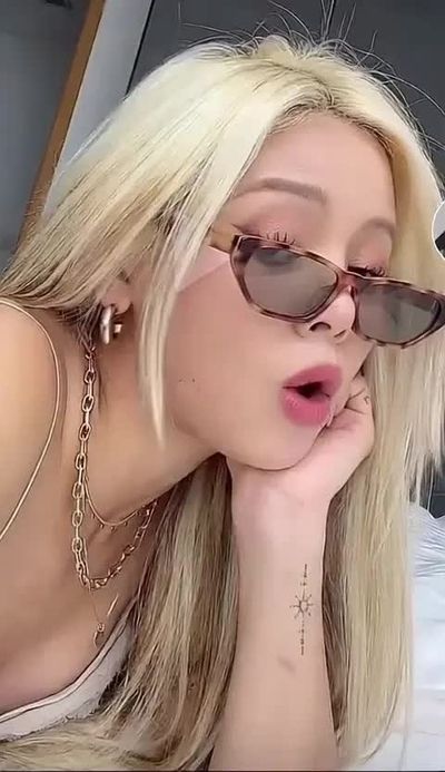 Sorn - blowjob