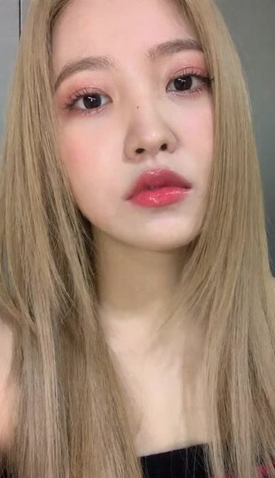 Yeri - sucking cock