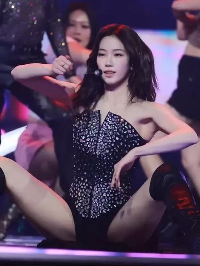 Kazuha -  Sex Show Concert