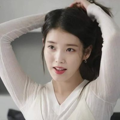 IU - sucking deep