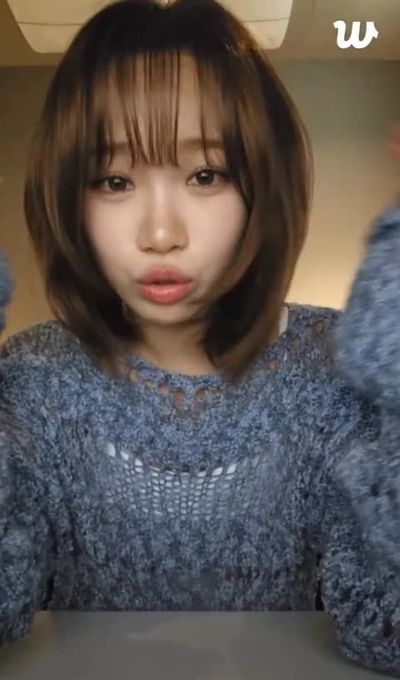 Chaewon - sucking deep