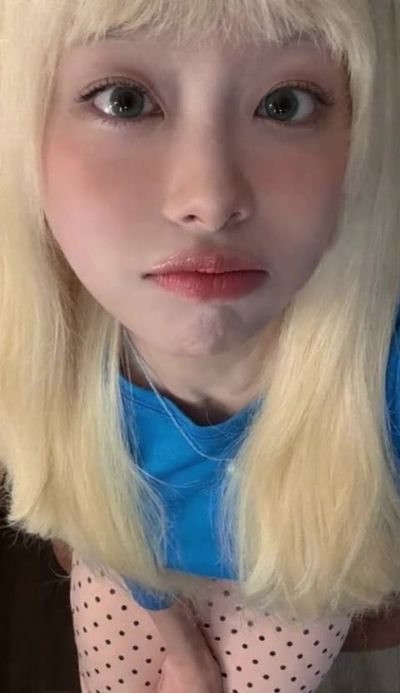 Chuu - pov blowjob