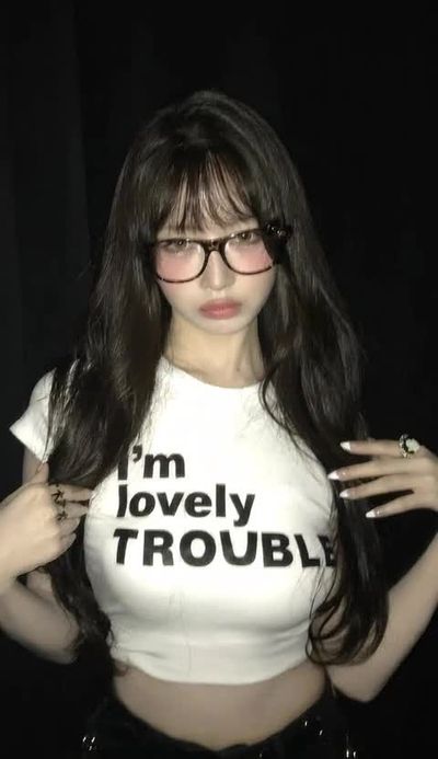 Rei - shows tits