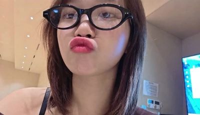 Chaewon - sucking cock