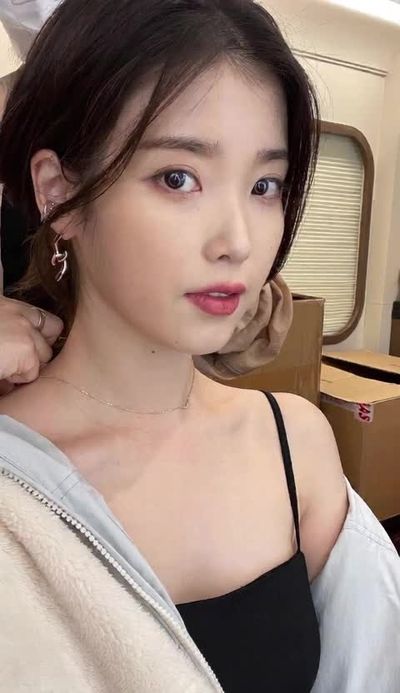 IU - blowjob