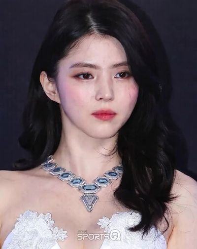 Han So Hee - threesome