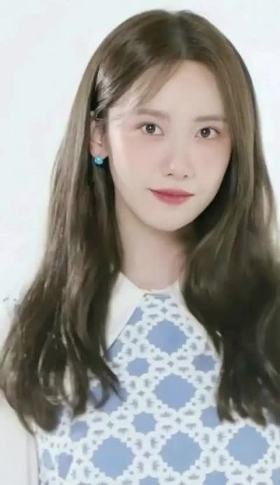 Yoona - facial