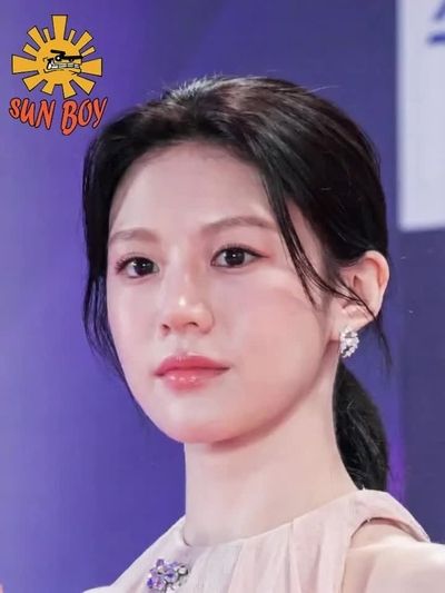 Go Yoon Jung - facial