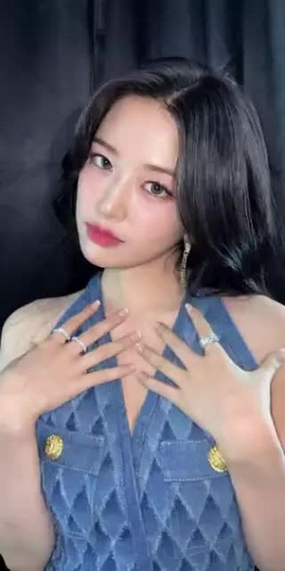 Yujin - blowjob