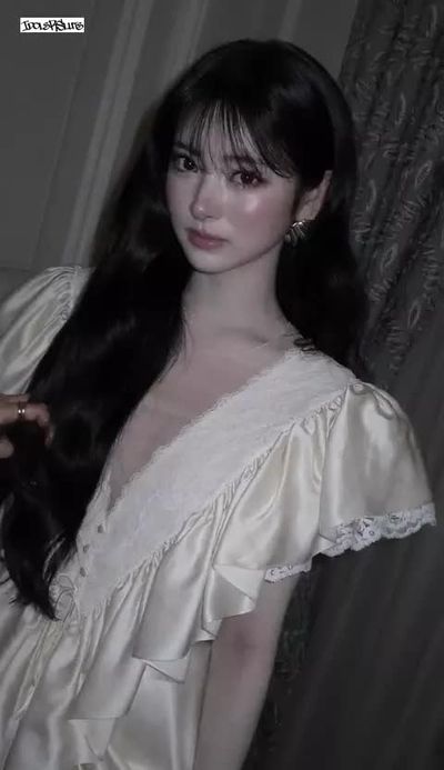 Anna - cum on face