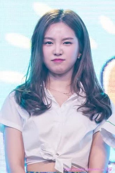 Naeun - naked