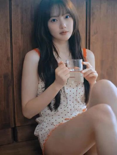 Yerin - Sucks Huge Black Dick