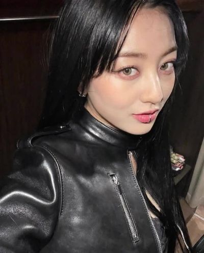 Jihyo - pov blowjob