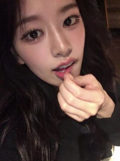 Yujin - threesome