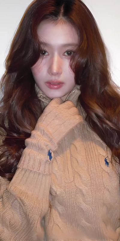 Sana - naked