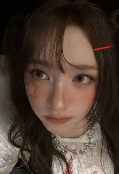 Chanelle - cum on face
