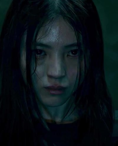 Han So Hee - threesome