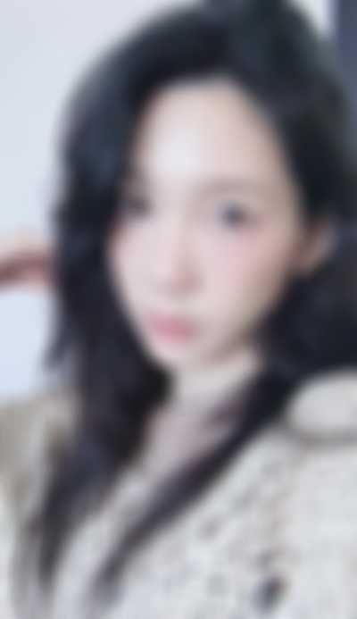 Taeyeon - sucking deep