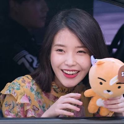 IU - blowjob