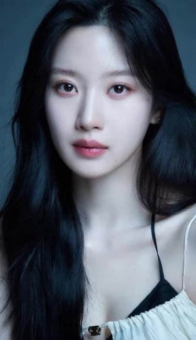 Moon Ga Young - blowjob