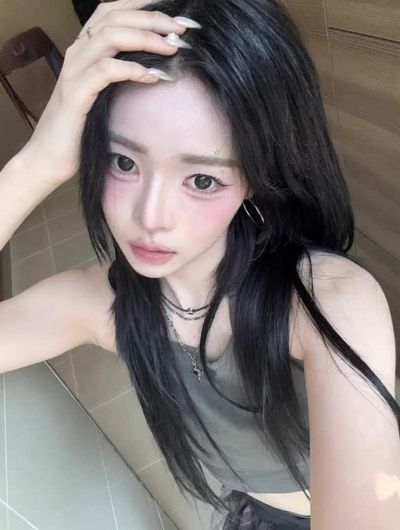 DaHyun - interracial