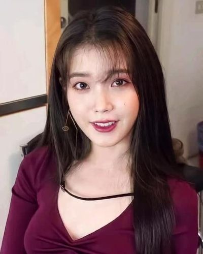 IU - licking