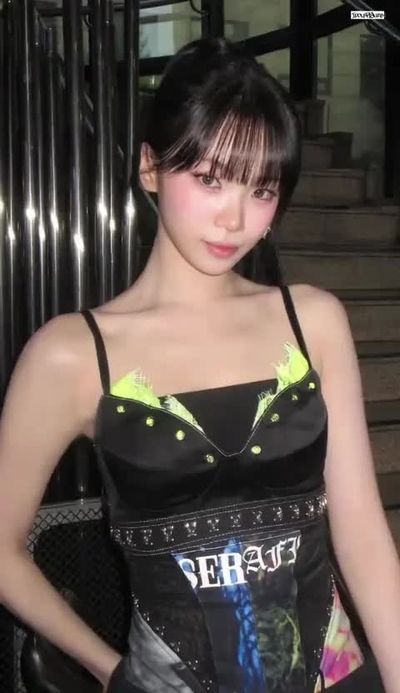 Chaewon - threesome
