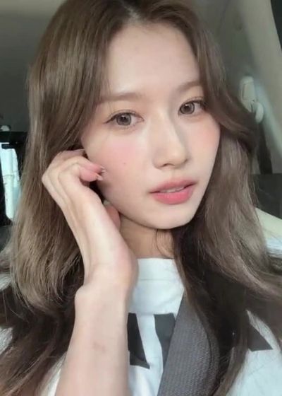 Sana - cum on face