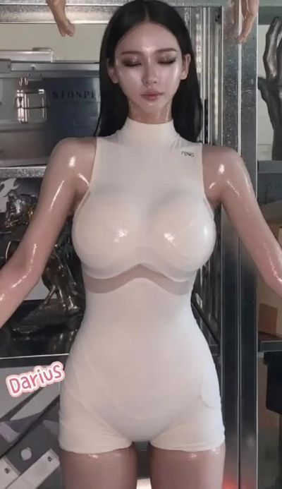 Karina - nude