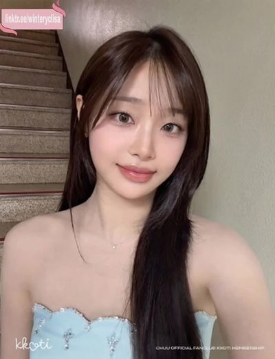 Chuu - threesome