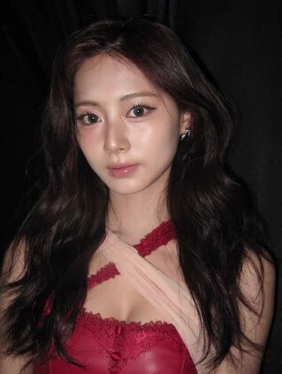 Tzuyu - interracial