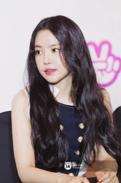 Naeun - naked