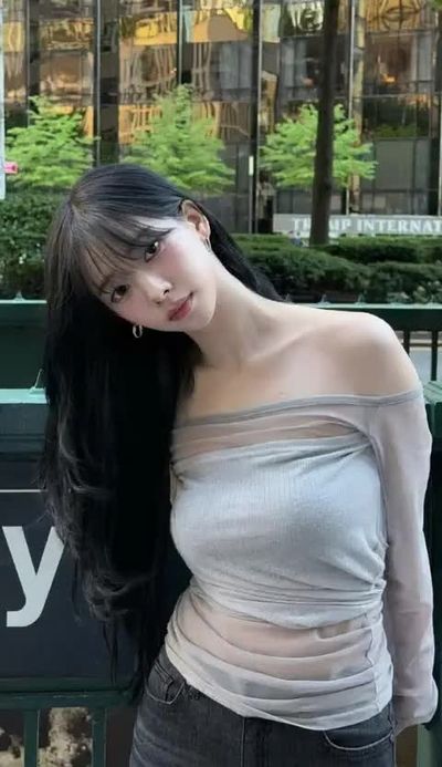Karina - shows tits