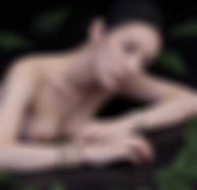 Kim Ji-won - nude