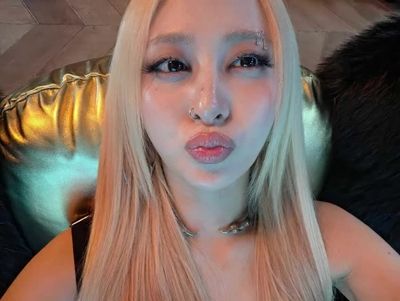 Yunjin - pov blowjob