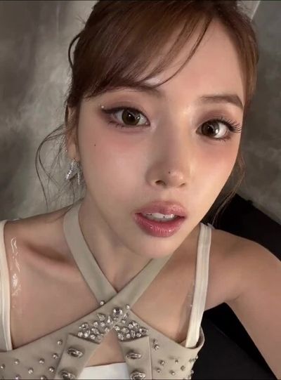 Jiwoo - cum on face