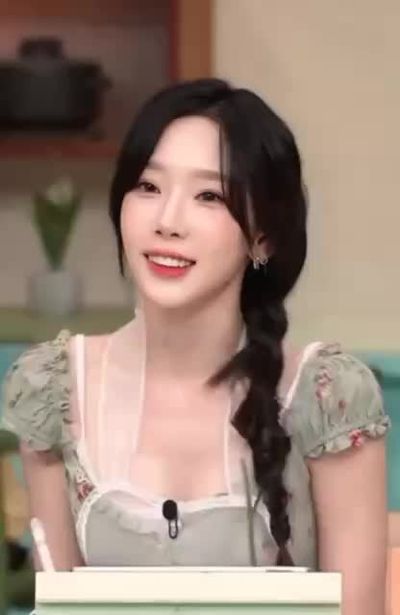 Taeyeon - blowjob