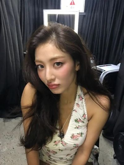 Jihyo - blowjob