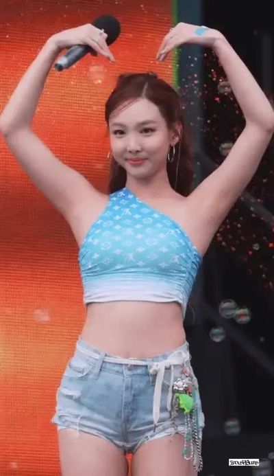 Nayeon - naked