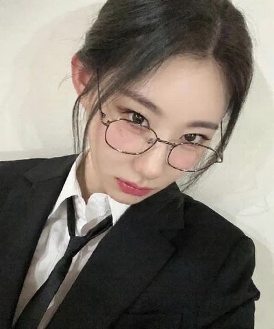 Chaeryeong - blowjob