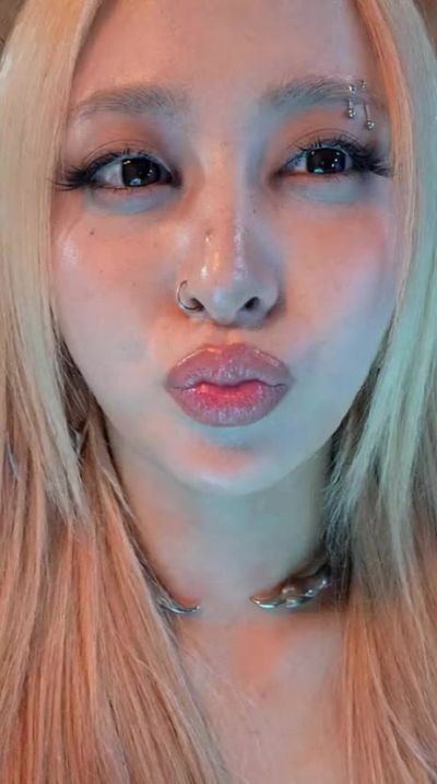 Yunjin - blowjob