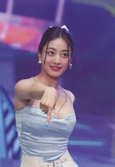 Jihyo - interracial