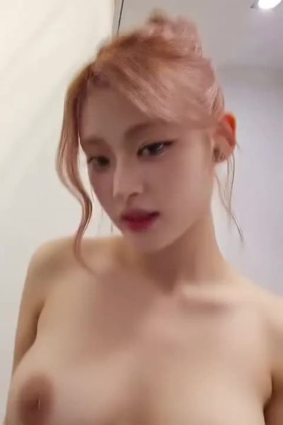 Athena - shows boobs