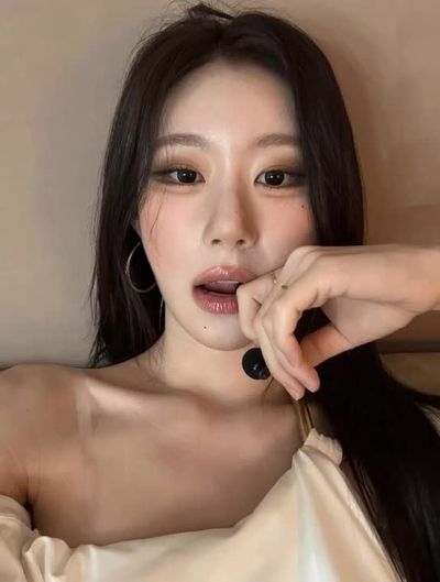 Chaeryeong - cum on face
